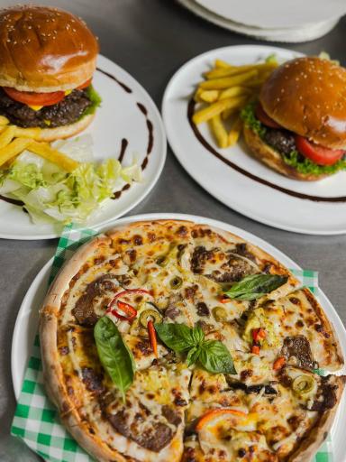 عکس کافه رستوران دلیزیو