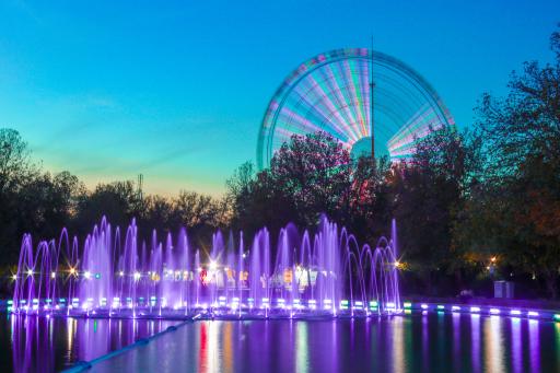 عکس آبنمای بزرگ پارک ملت