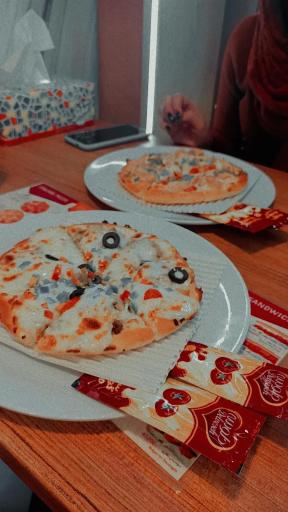 عکس پیتزا 2000