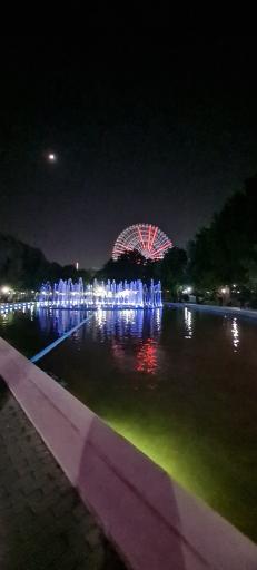 عکس آبنمای بزرگ پارک ملت