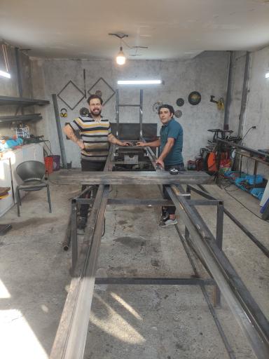 عکس کارگاه جان متال