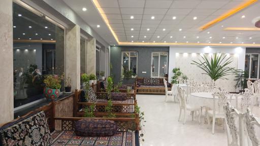 عکس تالار بهارستان