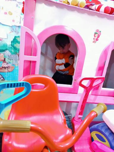 عکس خانه بازی