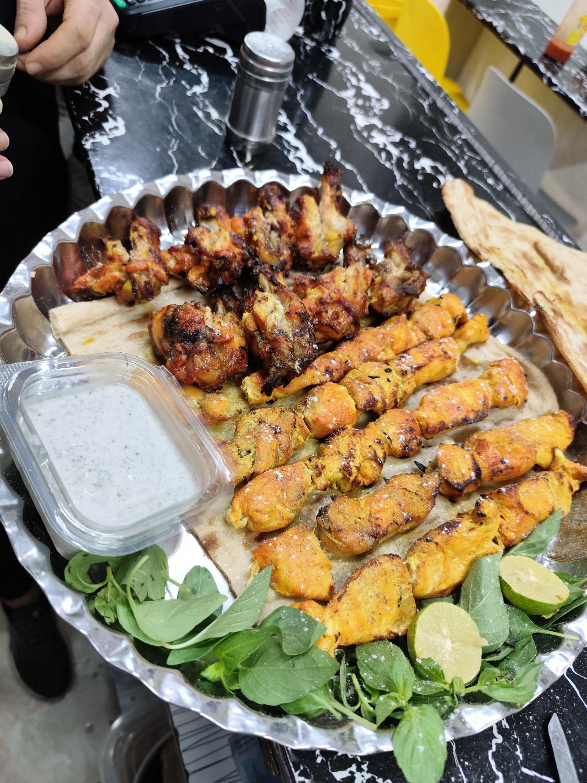 عکس جگرکی شکمو بال و پاچین