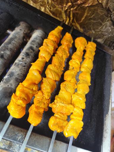 جگرکی شکمو بال و پاچین