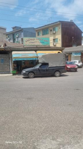 عکس سوپر مارکت برادران کوچکی