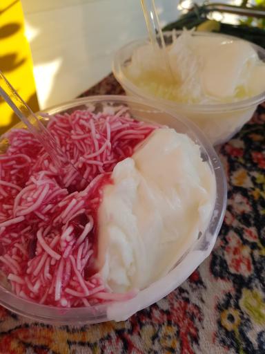 عکس فالوده و بستنی سنتی حاج سلیمی سعدی