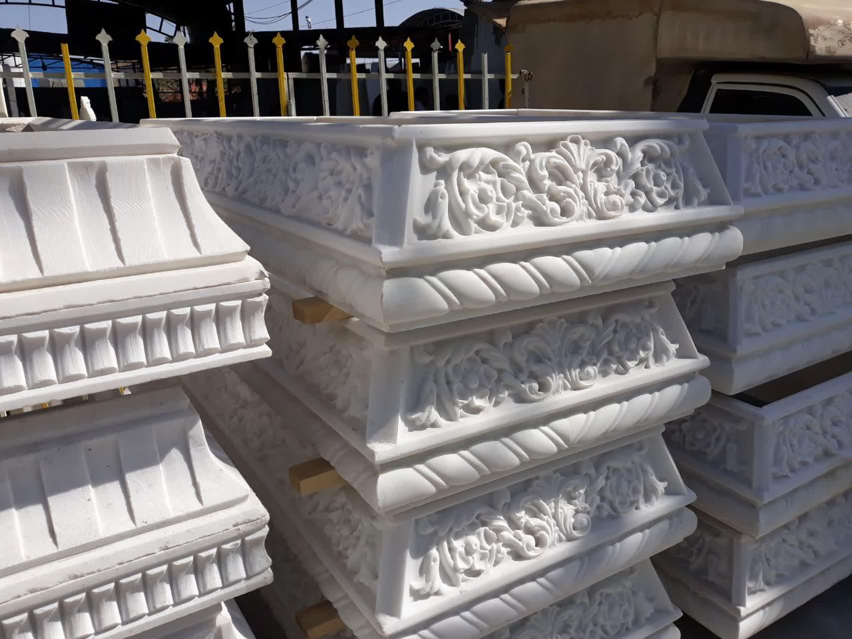 عکس سنگ مزار امیر