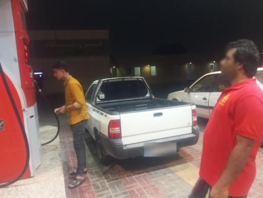 عکس پمپ بنزین سه راه عسلویه