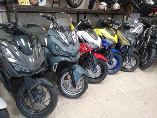 عکس نمایشگاه موتور سلطان سیکلت (شعبه ۲)