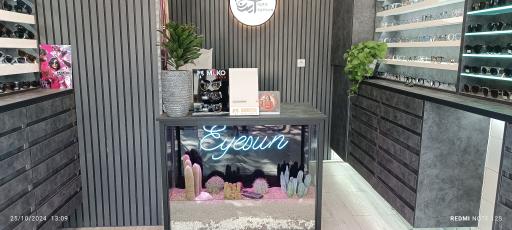 عکس عینک آیسان