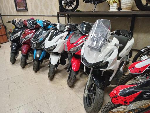 عکس نمایشگاه موتور سلطان سیکلت (شعبه ۲)