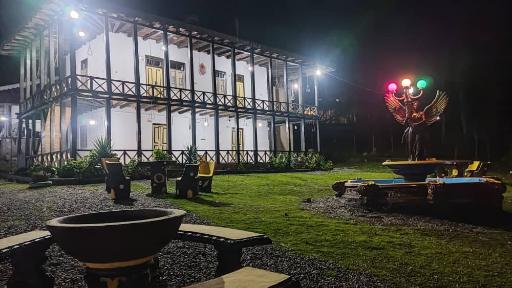 عکس اقامتگاه بوم گردی پائیزان