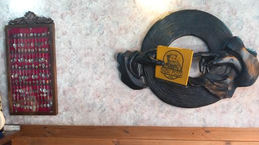 عکس فست فود بابا پیتزا