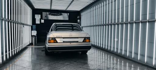 عکس کارشناسی و تشخیص رنگ خودرو قلی زاده