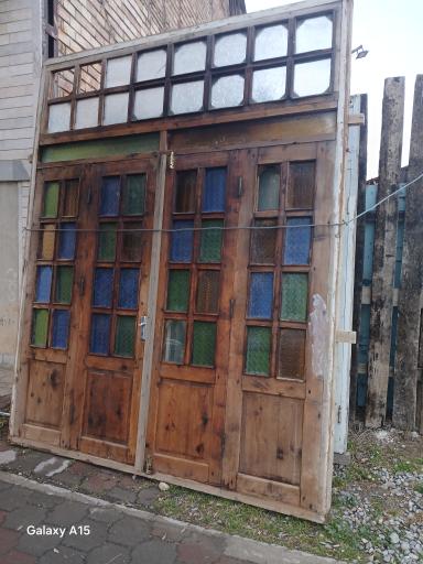 عکس درب و پنجره چوبی