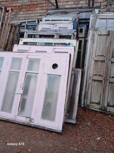 عکس درب و پنجره چوبی