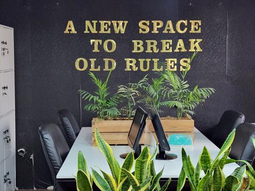 عکس بهبود سلامت آراد (گروه هیثا)