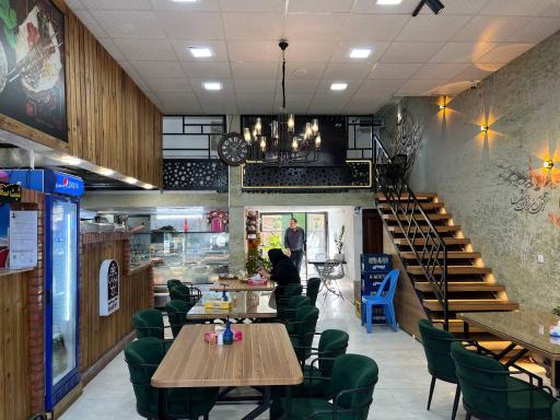 عکس طباخی و جگرسرای شاتوت