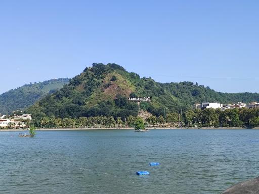 عکس دریاچه  لاهیجان