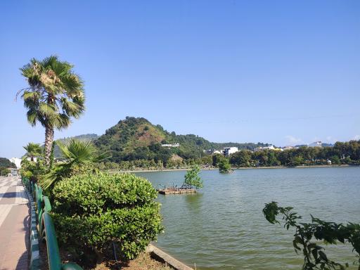 دریاچه  لاهیجان