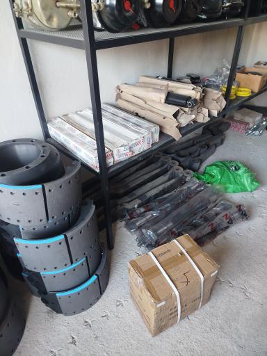 عکس نمایندگی اروم تریلر تهران