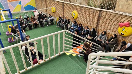 عکس مهدکودک و پیش دبستانی پادهانیس