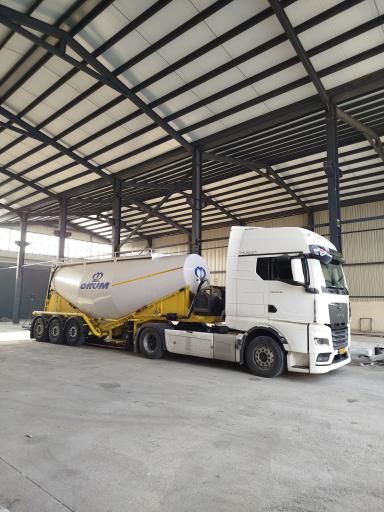 عکس نمایندگی اروم تریلر تهران