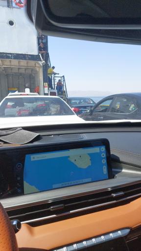 عکس اسکله بارگیری ماشین  جزیره کیش (لندینگ)