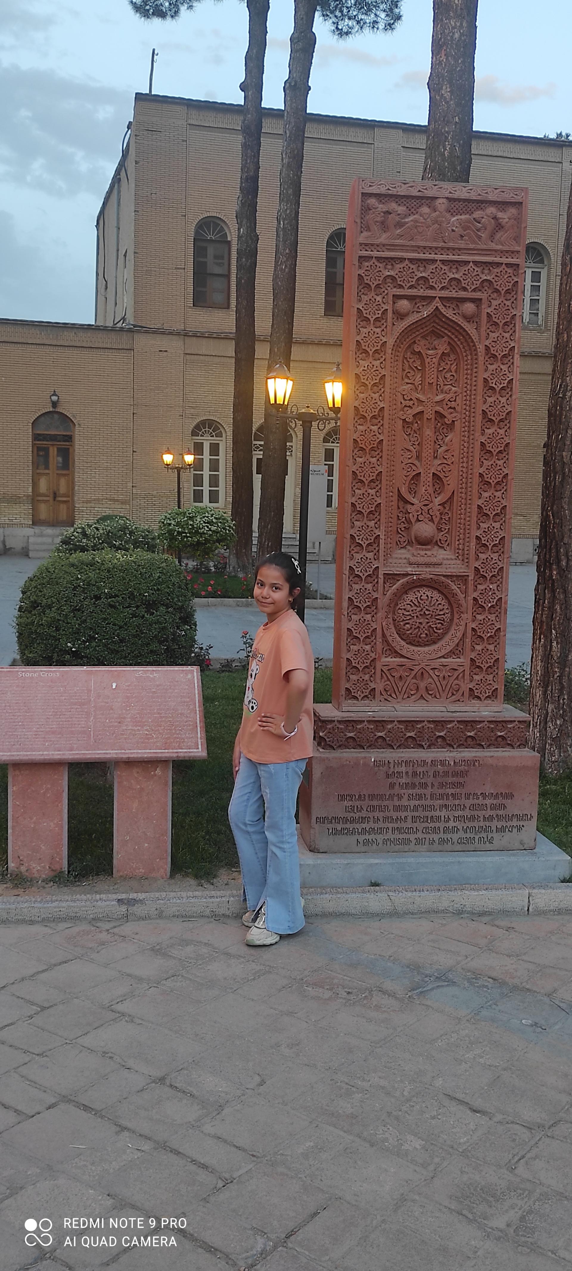 عکس میدان جلفا