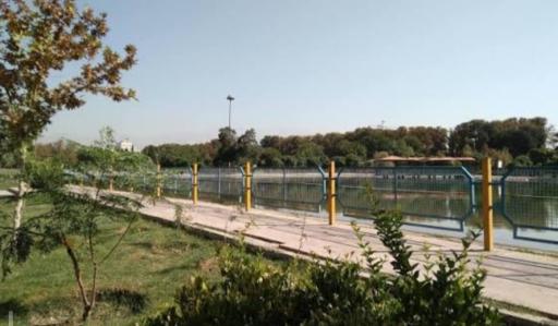 عکس دریاچه پارک قائم