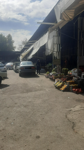 عکس میدان میوه و تره بار شهرداری (صارمیه)