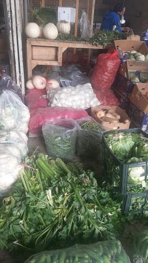 عکس میدان میوه و تره بار شهرداری (صارمیه)