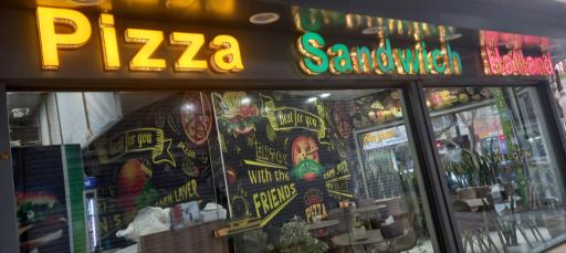 عکس فست‌ فود هات لند ورامین