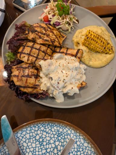 عکس کافه رستوران آولوس