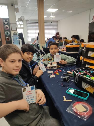 عکس آموزشگاه رباتیک پیشنام شعبه علم و صنعت اصلی