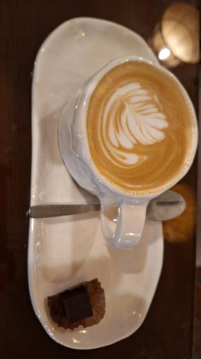 عکس کافه رستوران آولوس