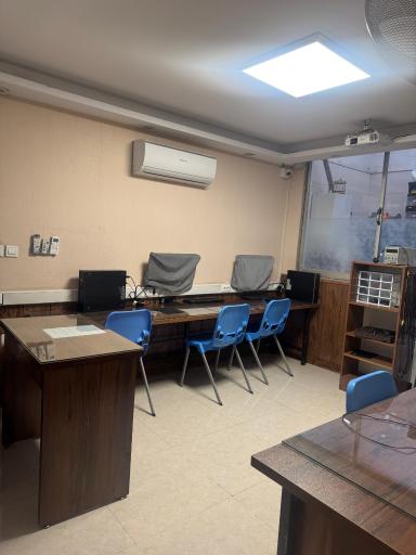 عکس آموزشگاه رباتیک پیشنام شعبه علم و صنعت اصلی