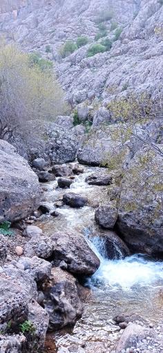 عکس آبشار ازنا در
