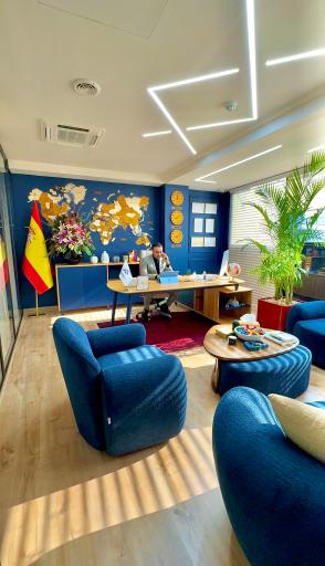 عکس آژانس مسافرتی بارسا مهاجر