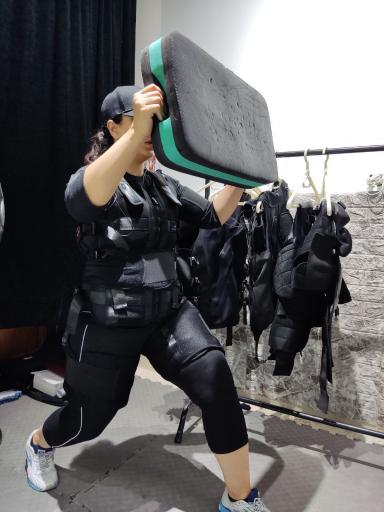 عکس باشگاه ورزشی باهار