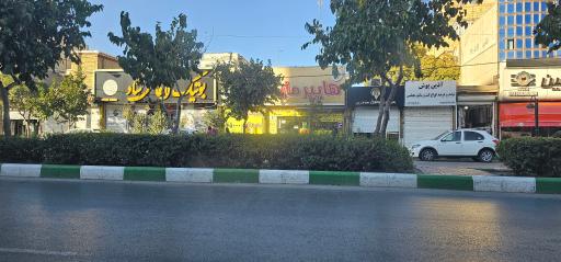 عکس بوتیک آقای شاد