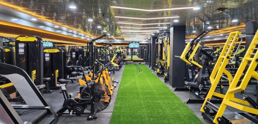 عکس باشگاه بدنسازی ایمان