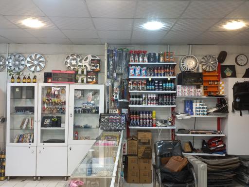 عکس کارواش آبگرم و بخار باران