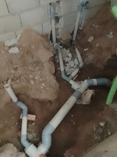 عکس فروشگاه تاسیسات و لوله کشی اعتماد 