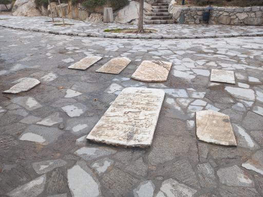 عکس آرامگاه عرفا و فلاسفه کوهسنگی مشهد