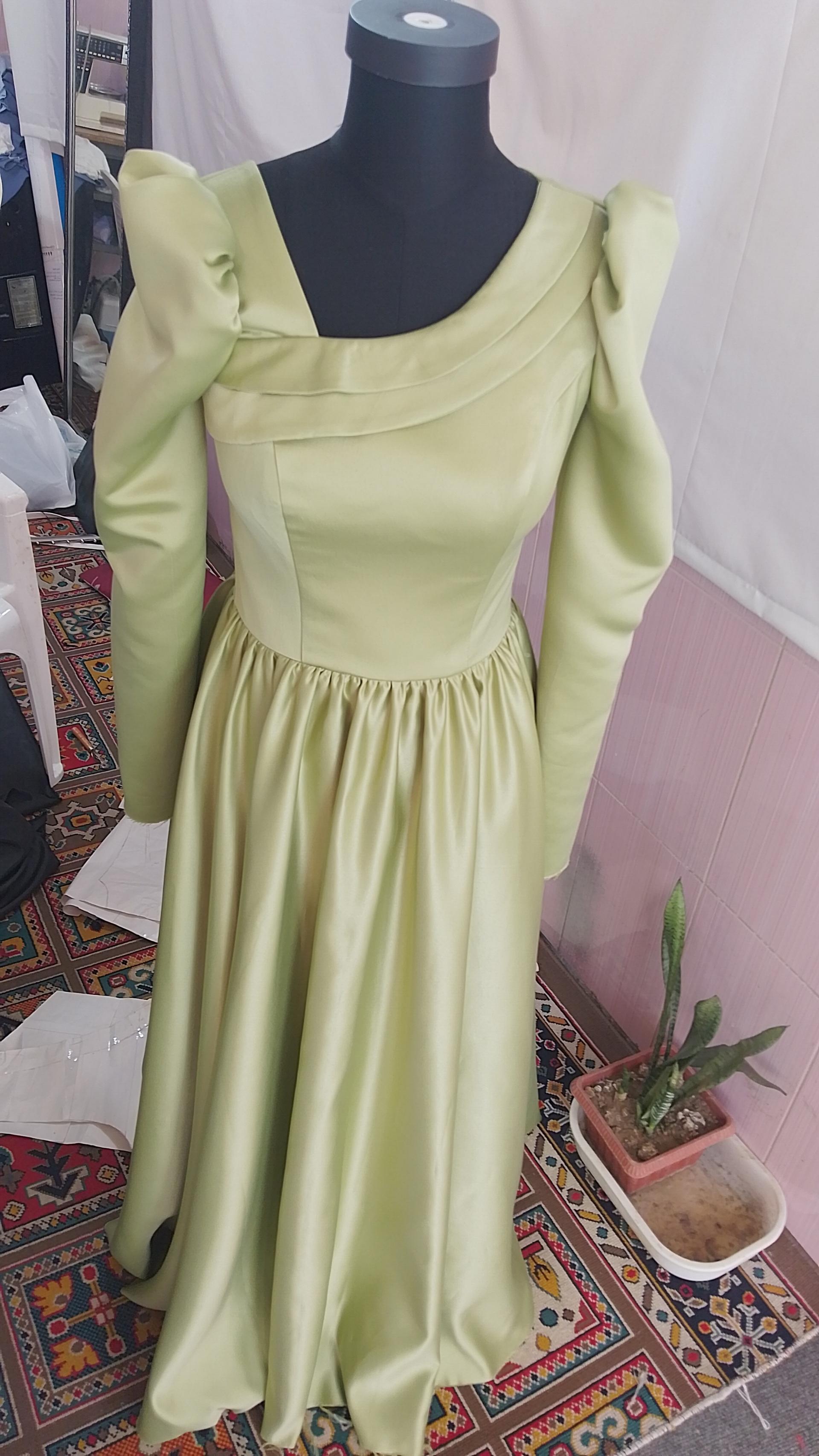 عکس خیاطی  تکتم