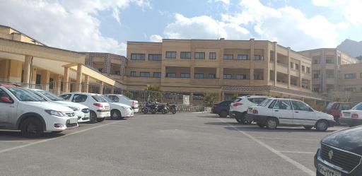 عکس دانشکده علوم تربیتی و روانشناسی