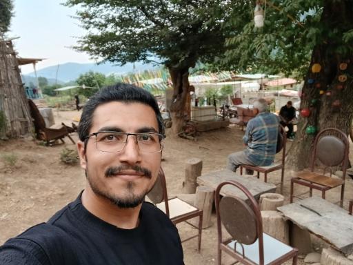 عکس چشمه و دریاچه گل رامیان