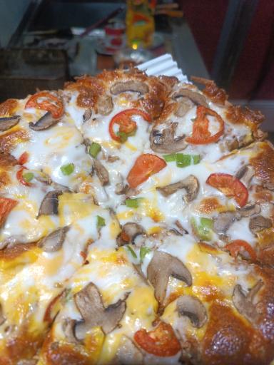 عکس ساندویچ پیتزا برادران نورانی